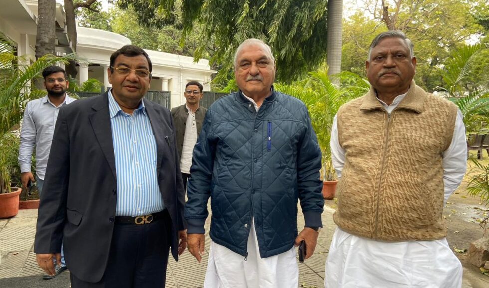 आम आदमी पार्टी प्रदेशाध्यक्ष व कुरुक्षेत्र लोकसभा से उम्मीदवार डॉ. सुशील गुप्ता ने लोकसभा चुनाव को लेकर कांग्रेस नेताओं से मुलाकात की