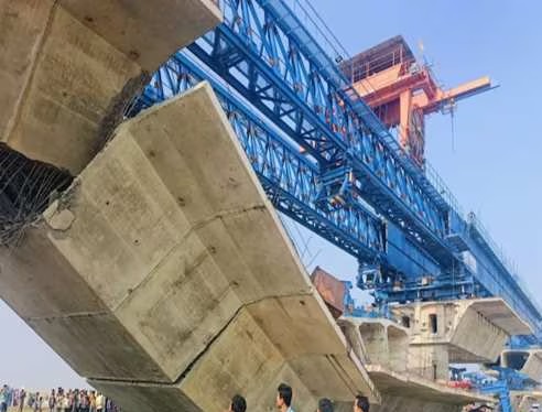 Under Construction Bridge Collapse: बिहार के सुपौल में गिरा निर्माणाधीन पुल, 1 व्यक्ति की मौत | ANN