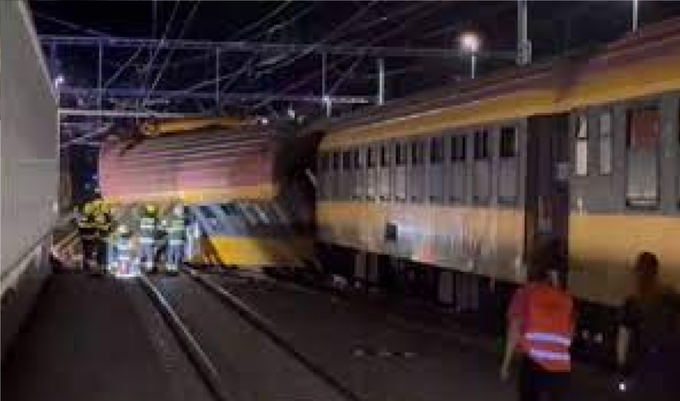 Trains Crash In Czech Republic: चेक गणराज्य में भीषण ट्रेन हादसा, 4 लोगों की मौत, दर्जनों घायल