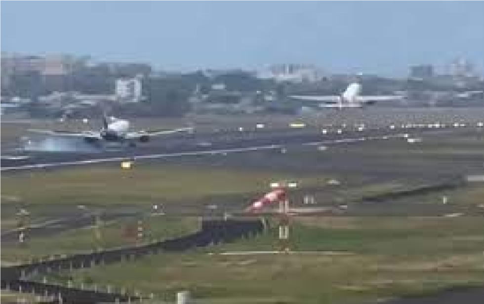 INDIGO और AIR INDIA विमान आपस में टकराने से बाल-बाल बचे, मुंबई एयरपोर्ट पर बड़ा हादसा टला